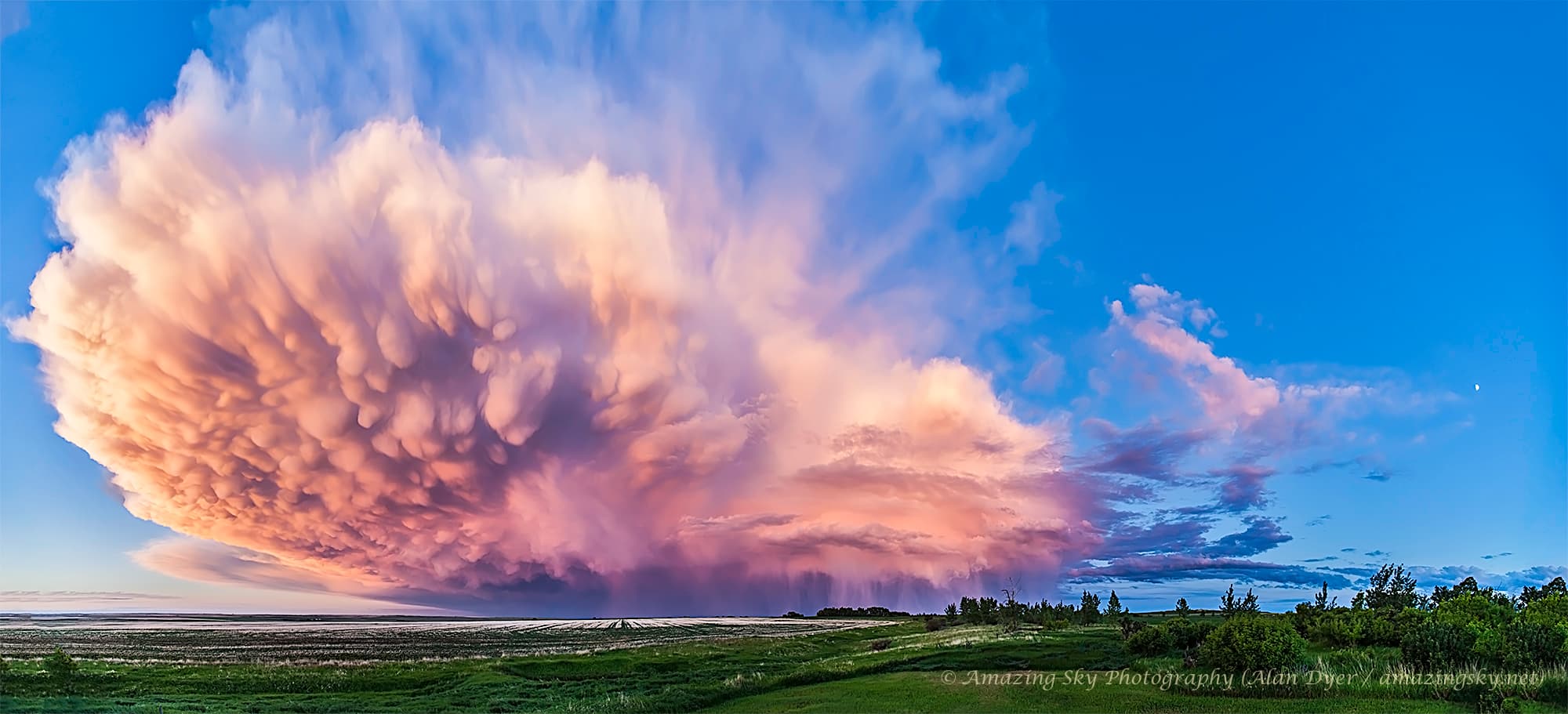 A Retreating Thunderstorm at Sunset Image